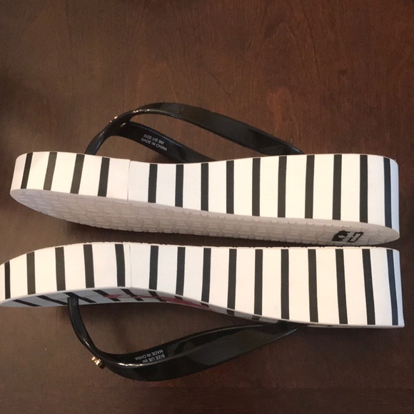 Kate Spade Wedge Flip Flops - Picture 2 of 3